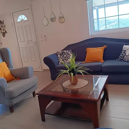 Giovani-entire 1st Floor House With Pool Σπίτι διακοπών Tzanata